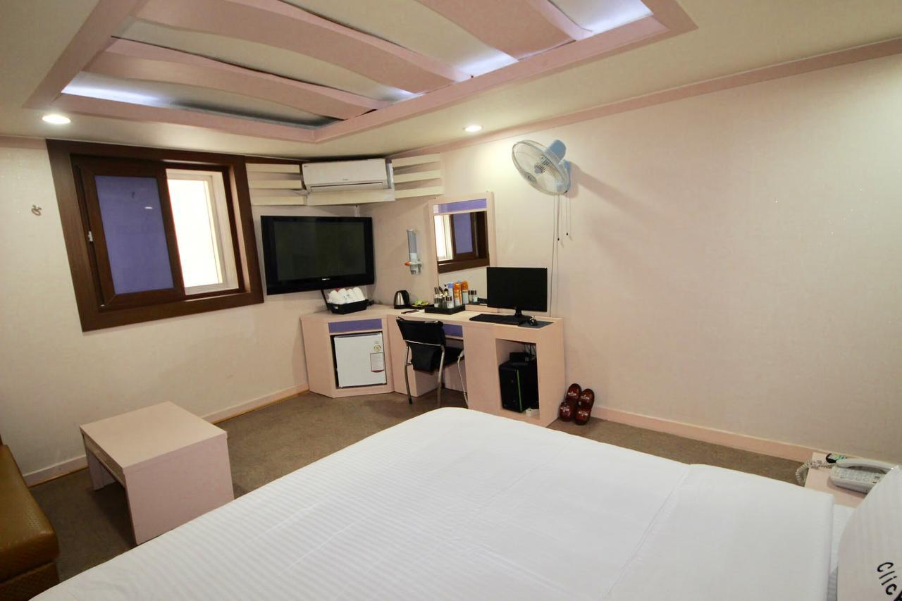 Motel Click 21 Ciudad Metropolitana de Ciudad Metropolitana de Busan Exterior foto